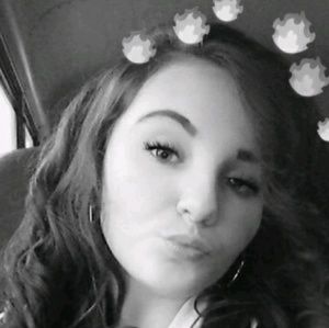 Meet your Posher, Samara